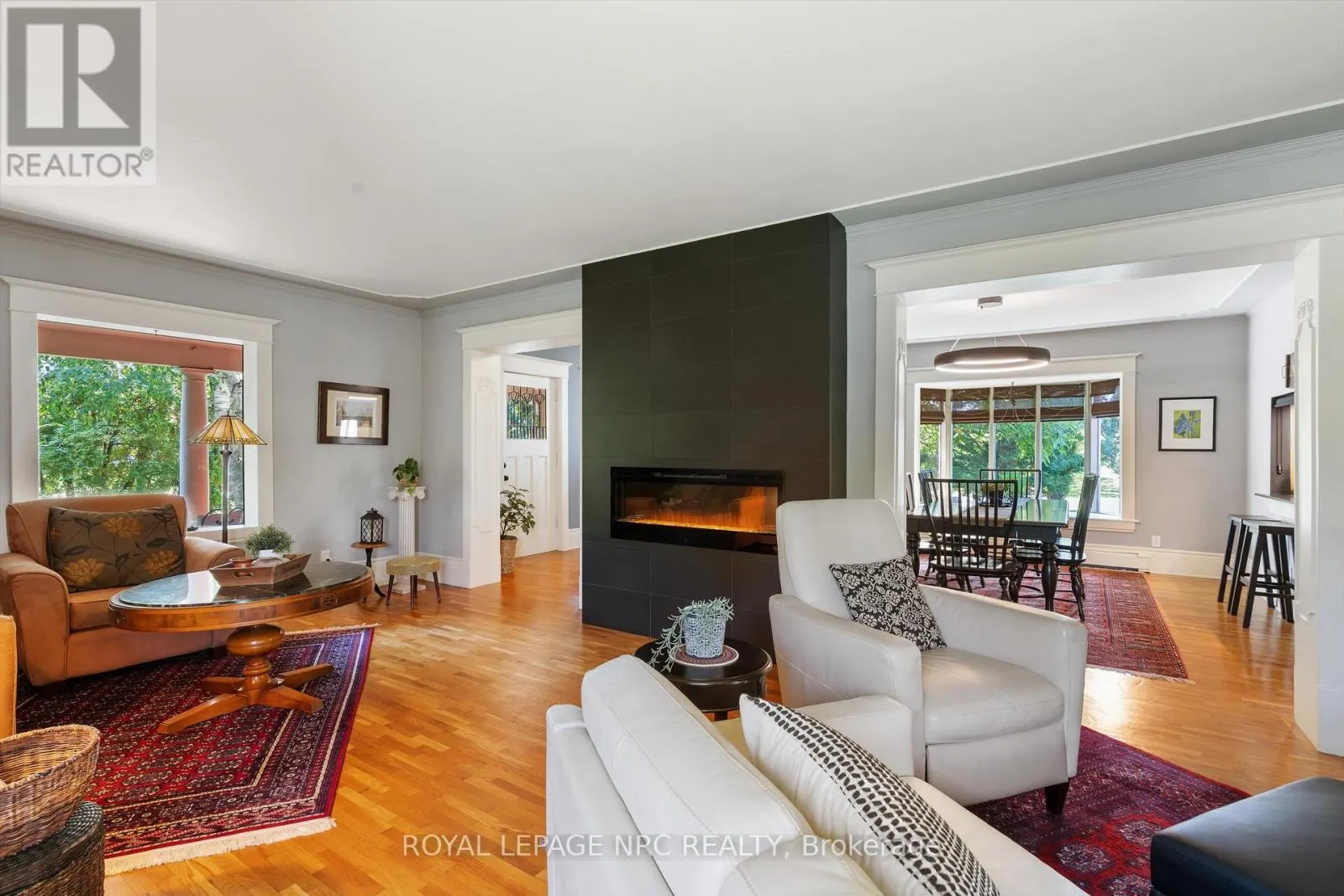 326 LAKESHORE ROAD