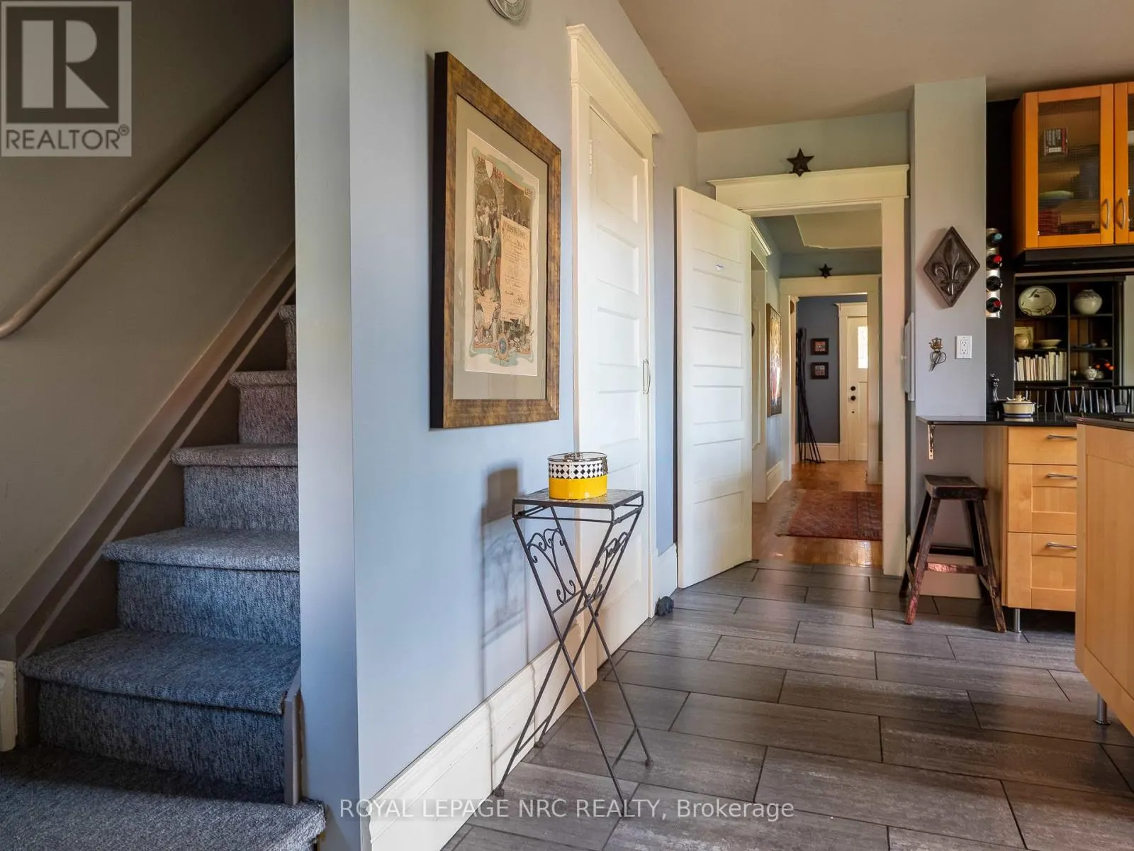 326 LAKESHORE ROAD
