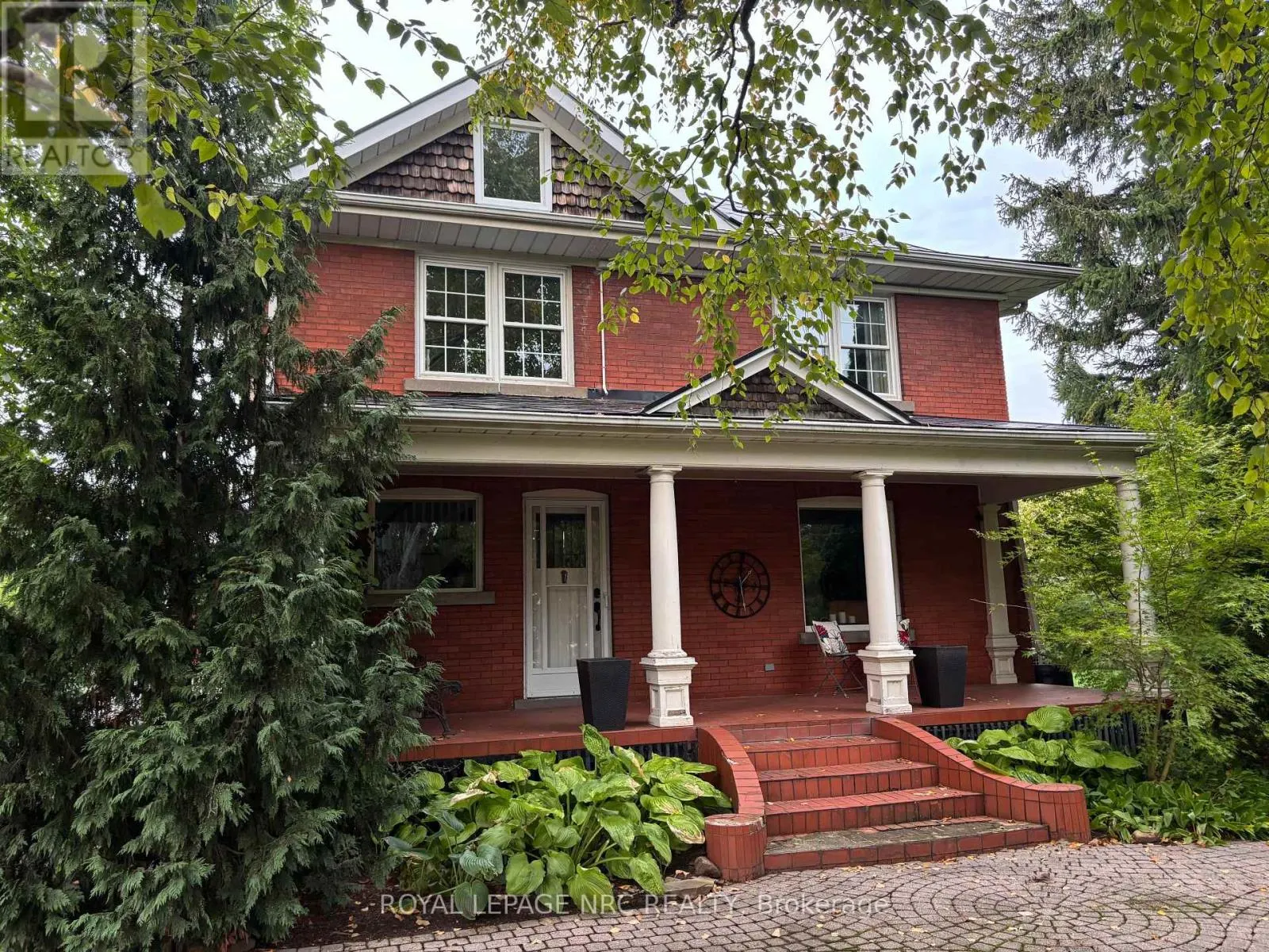 326 LAKESHORE ROAD