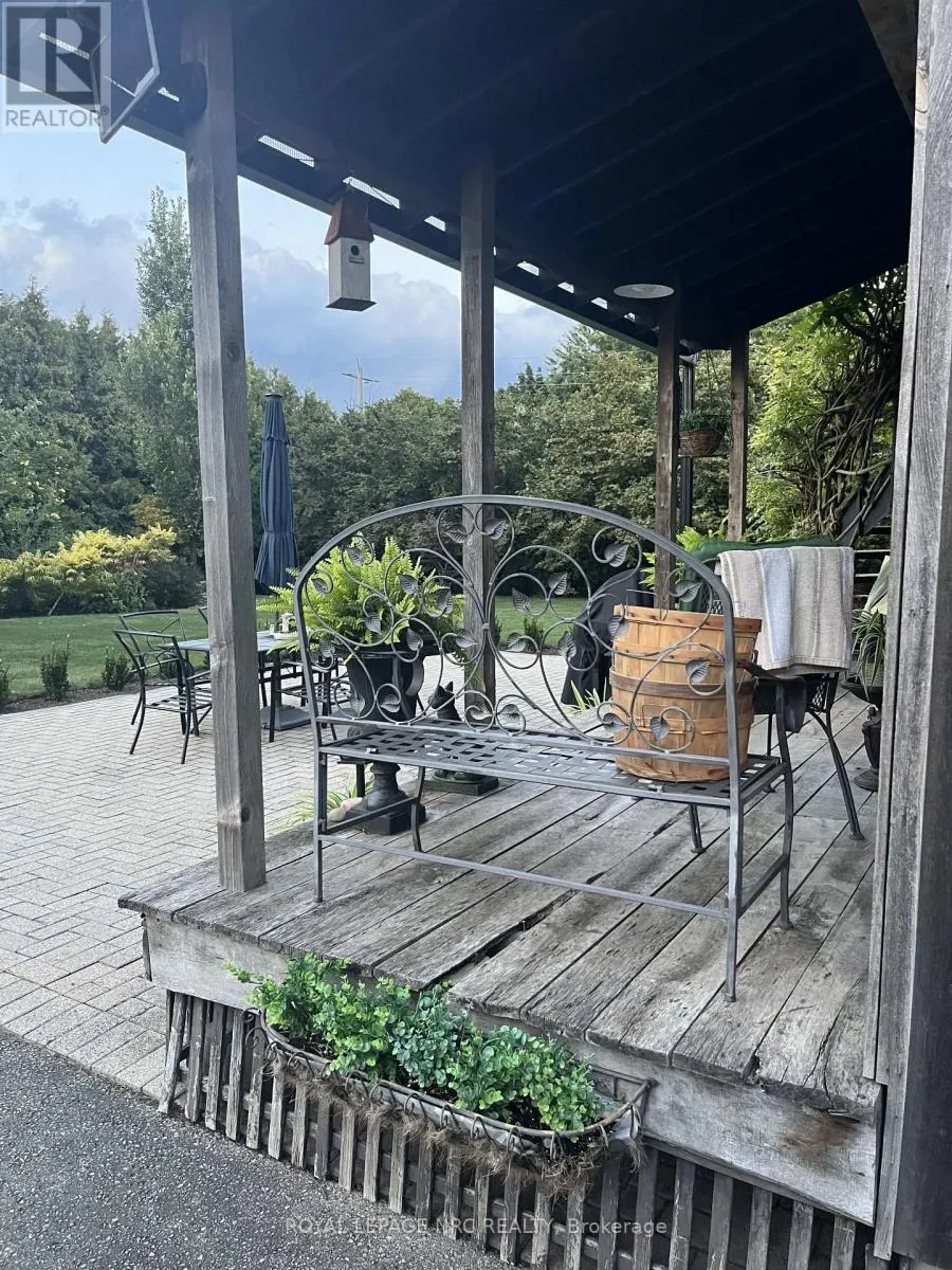 326 LAKESHORE ROAD