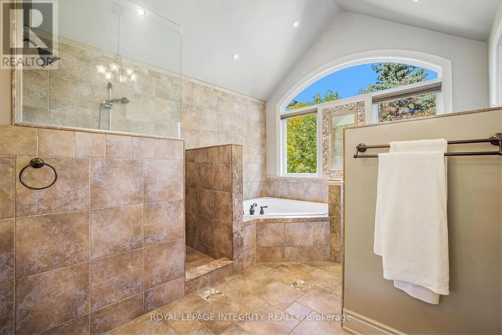 5844 LONGHEARTH WAY