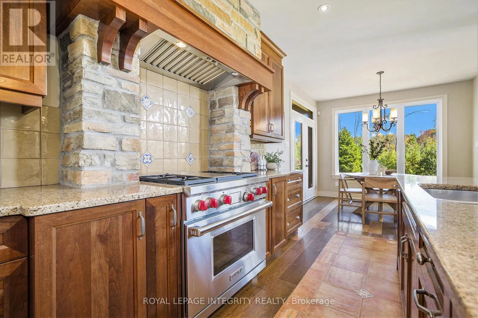 5844 LONGHEARTH WAY
