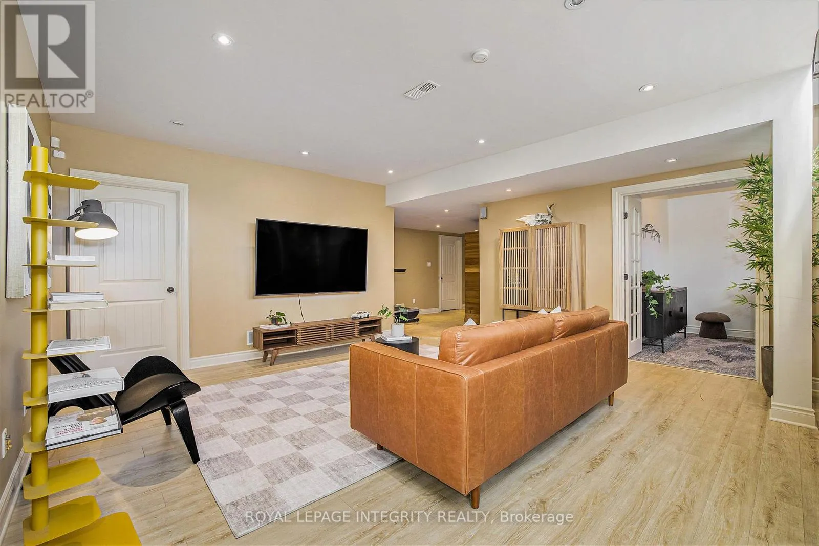 5844 LONGHEARTH WAY