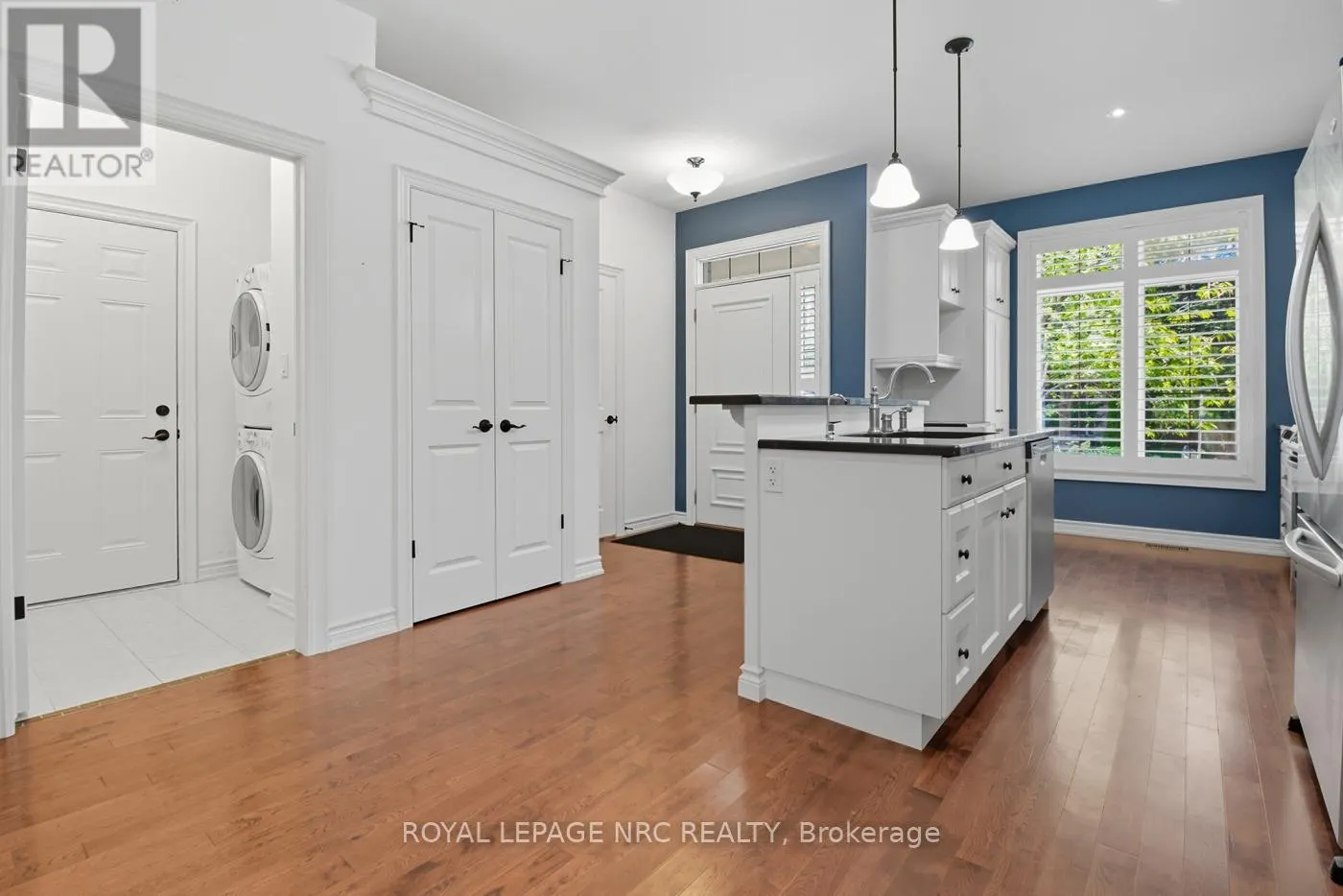 14 - 409 NIAGARA STREET, #14