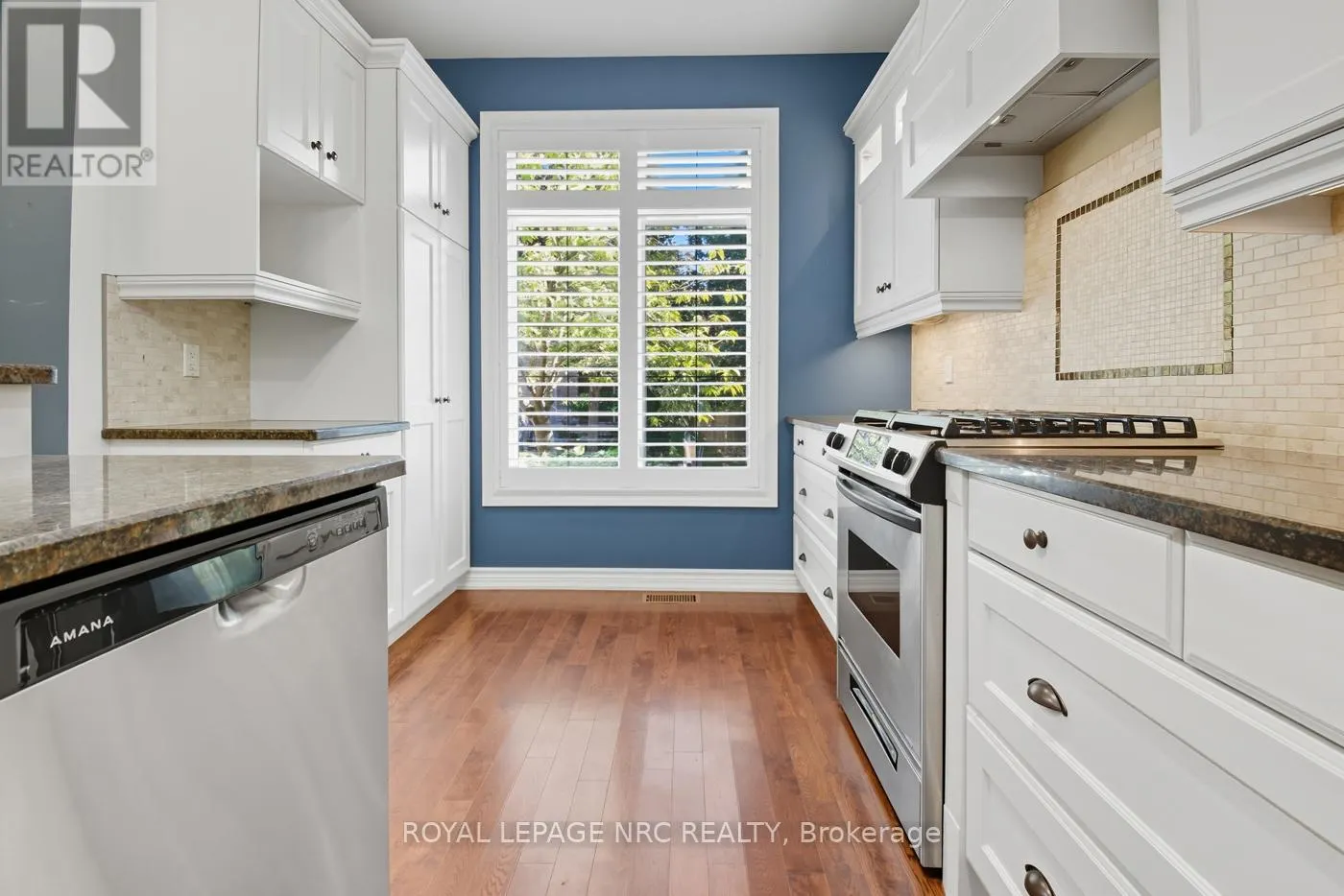 14 - 409 NIAGARA STREET, #14