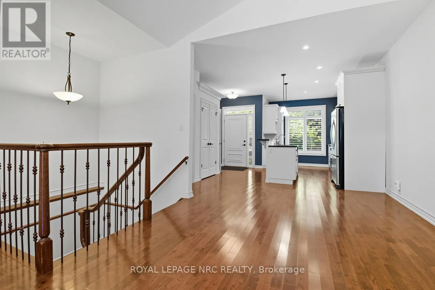 14 - 409 NIAGARA STREET, #14