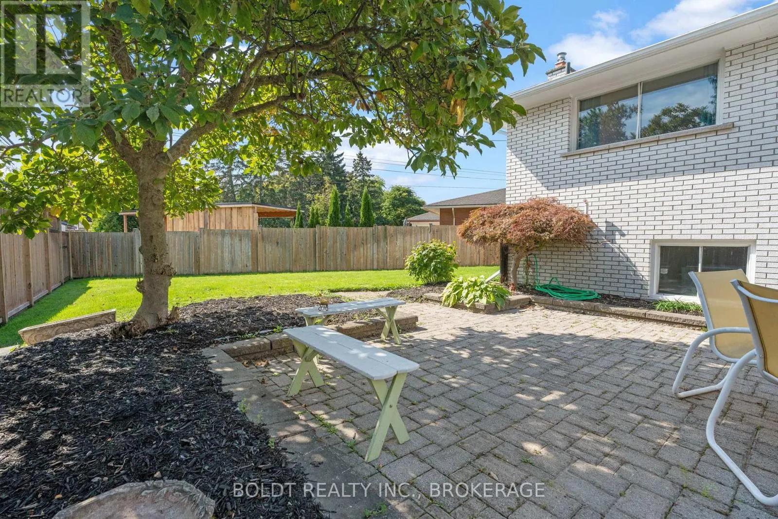 5 PRINCE DAVID COURT