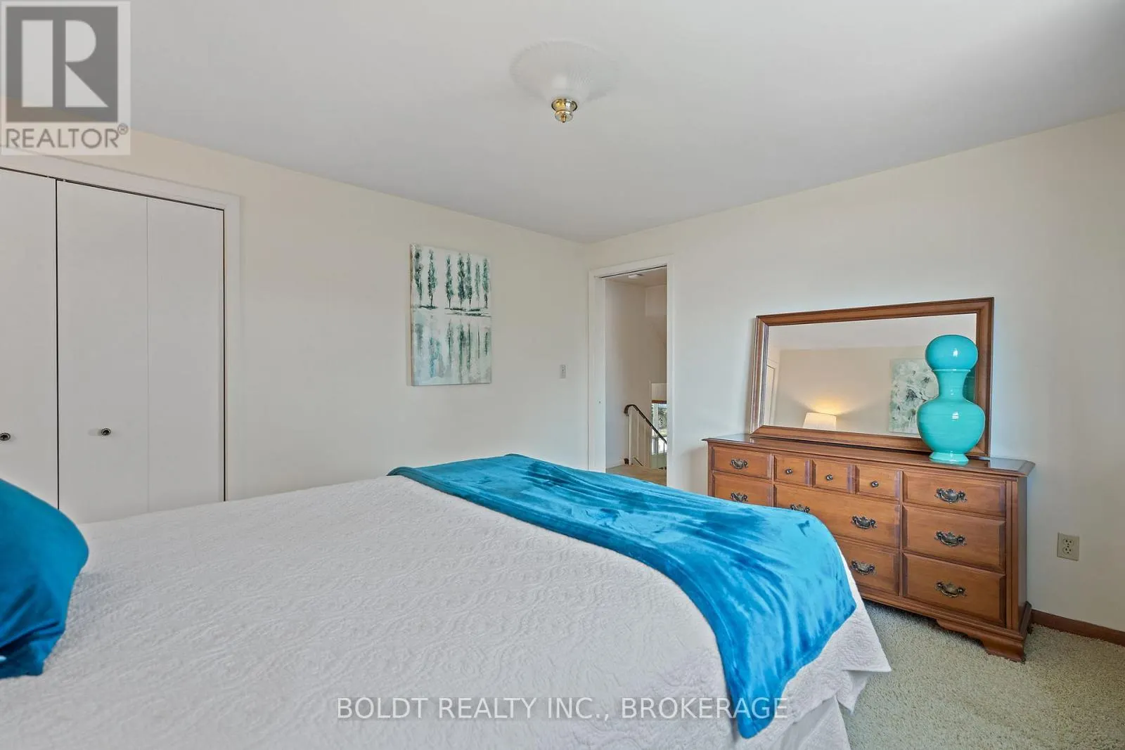 5 PRINCE DAVID COURT