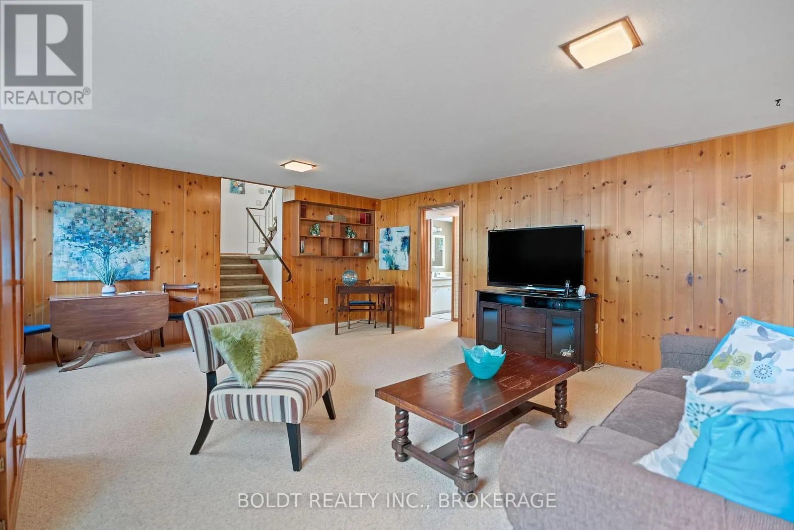 5 PRINCE DAVID COURT