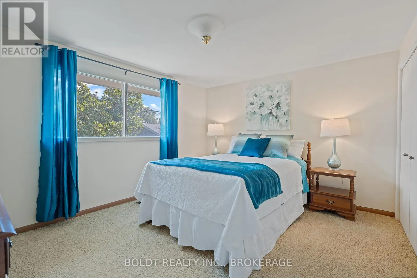 5 PRINCE DAVID COURT