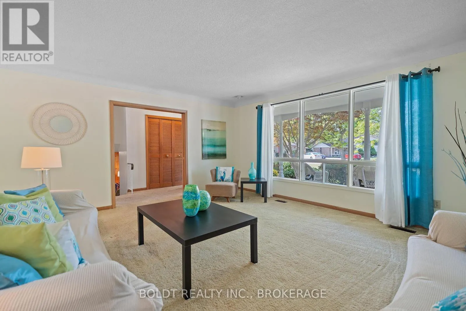 5 PRINCE DAVID COURT