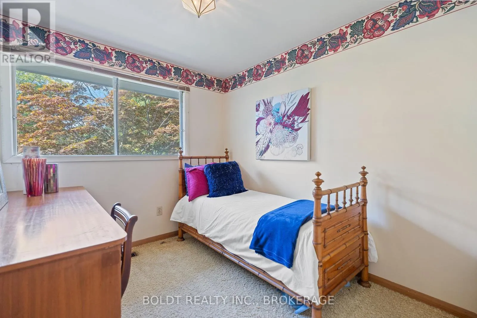 5 PRINCE DAVID COURT