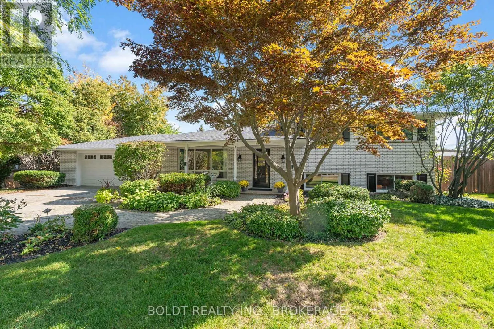 5 PRINCE DAVID COURT