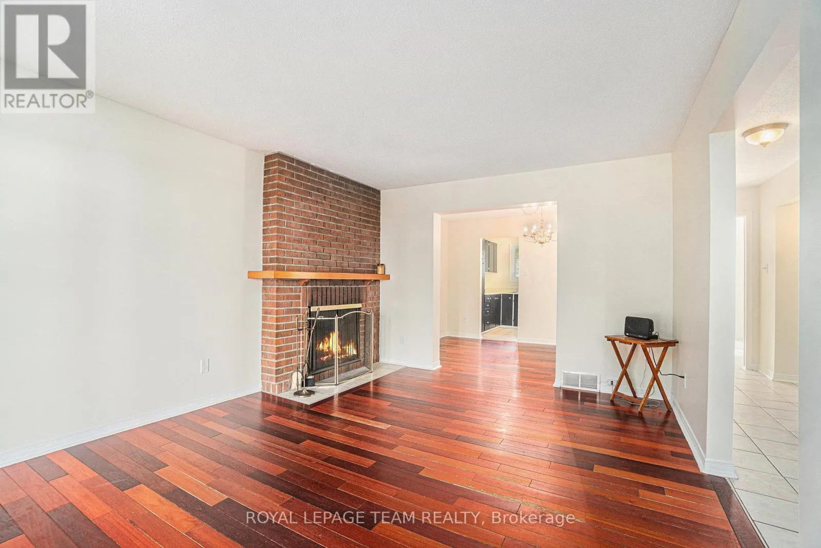218 - 440 KINTYRE PRIVATE