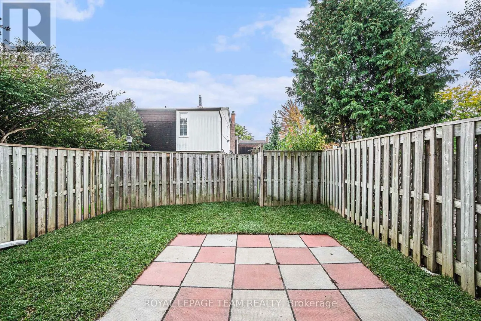 218 - 440 KINTYRE PRIVATE