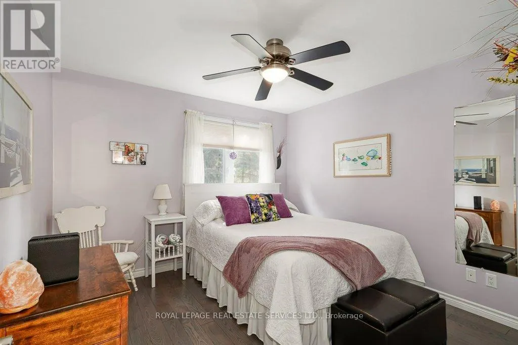 142 LAKESHORE DRIVE S