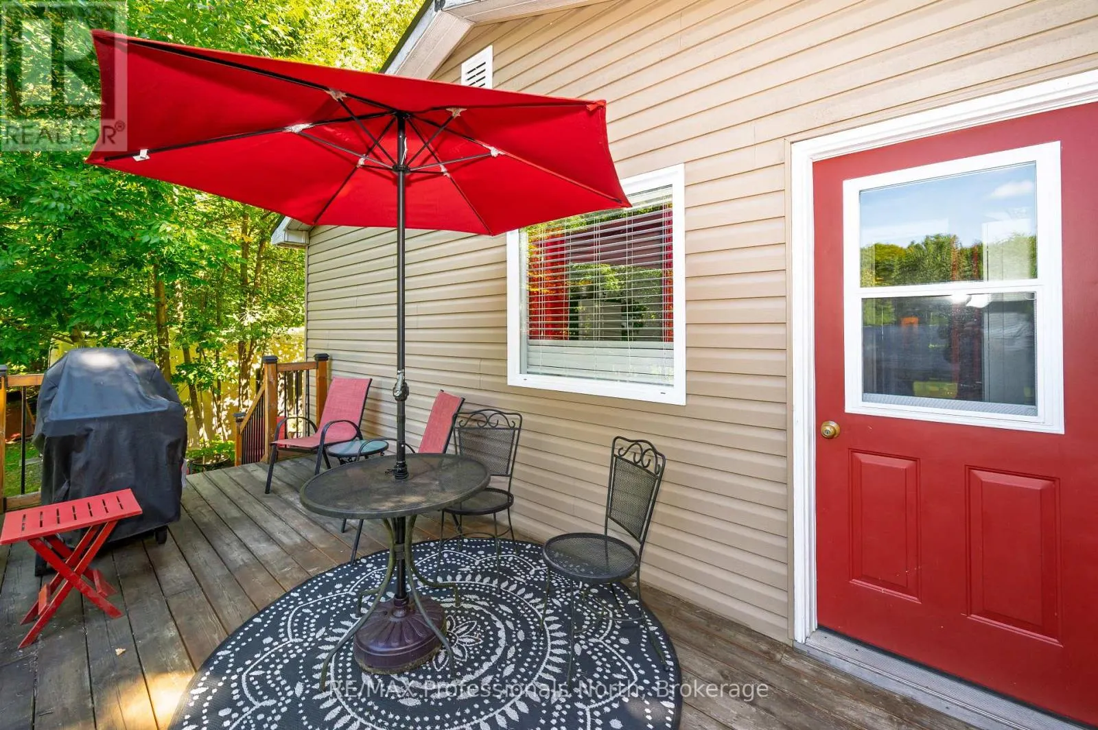 32 BETHUNE ROAD S