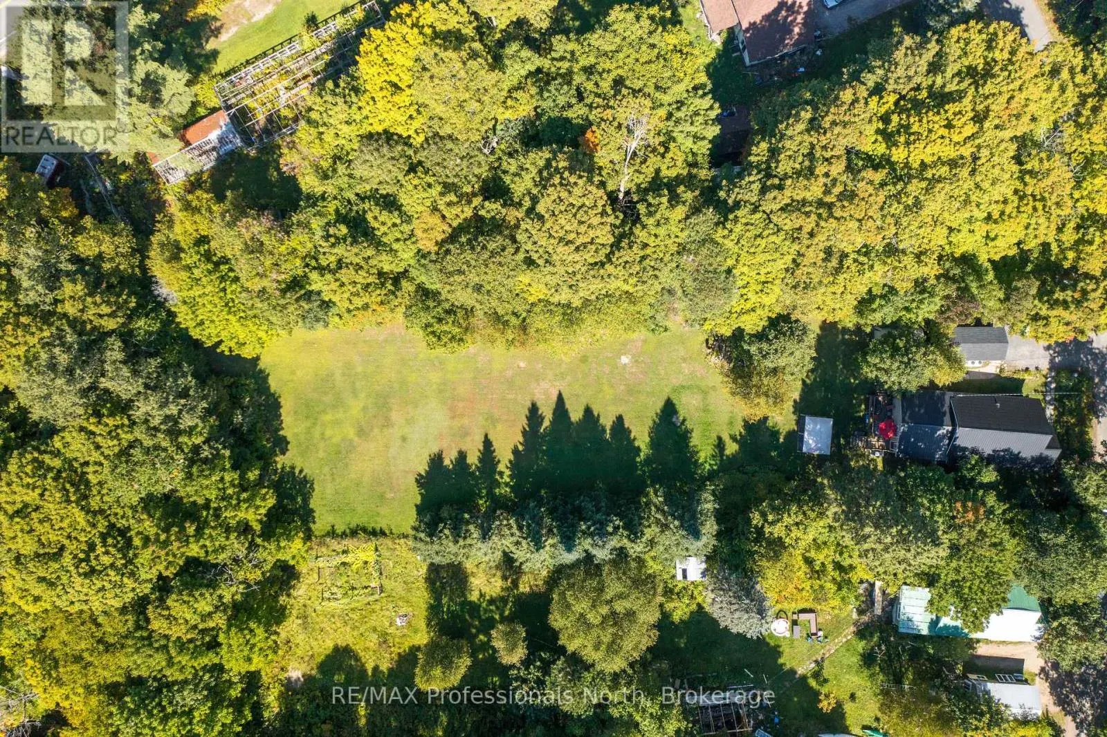 32 BETHUNE ROAD S