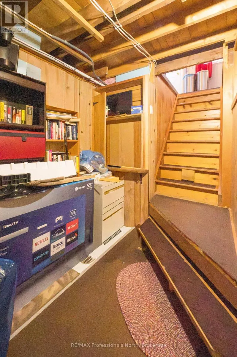 32 BETHUNE ROAD S