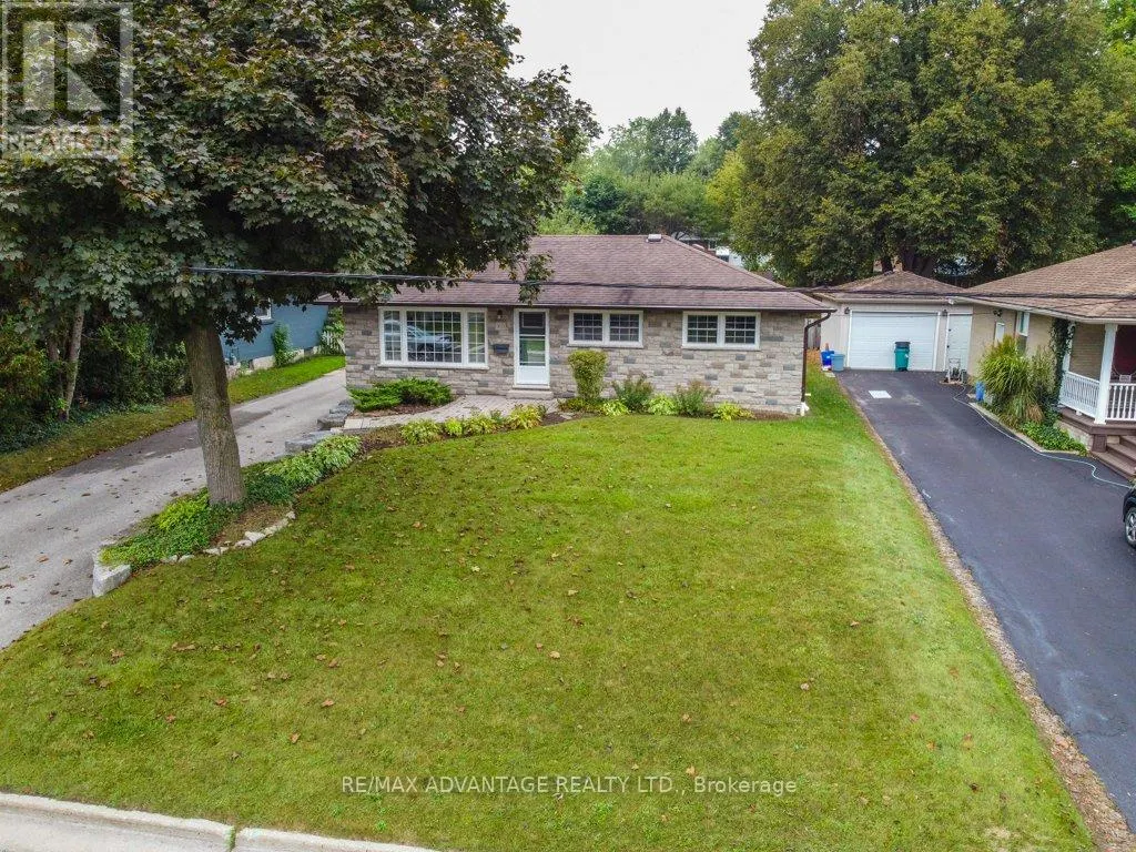 303 GRIFFITH STREET