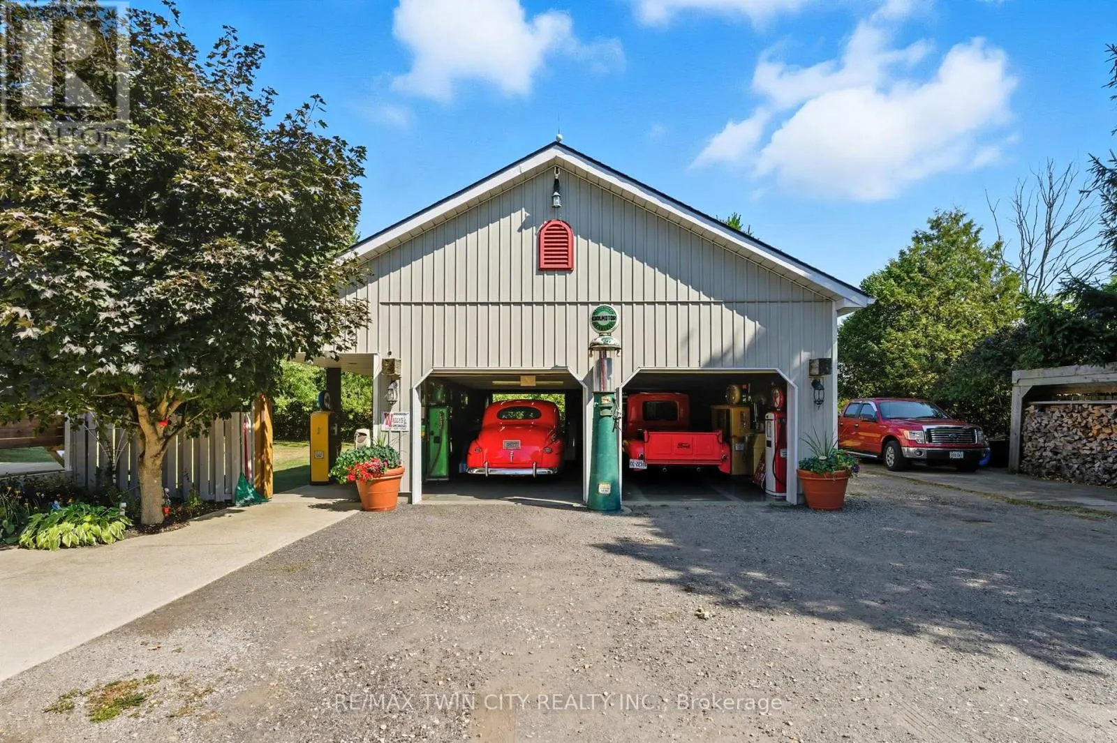 394 BISHOPGATE ROAD