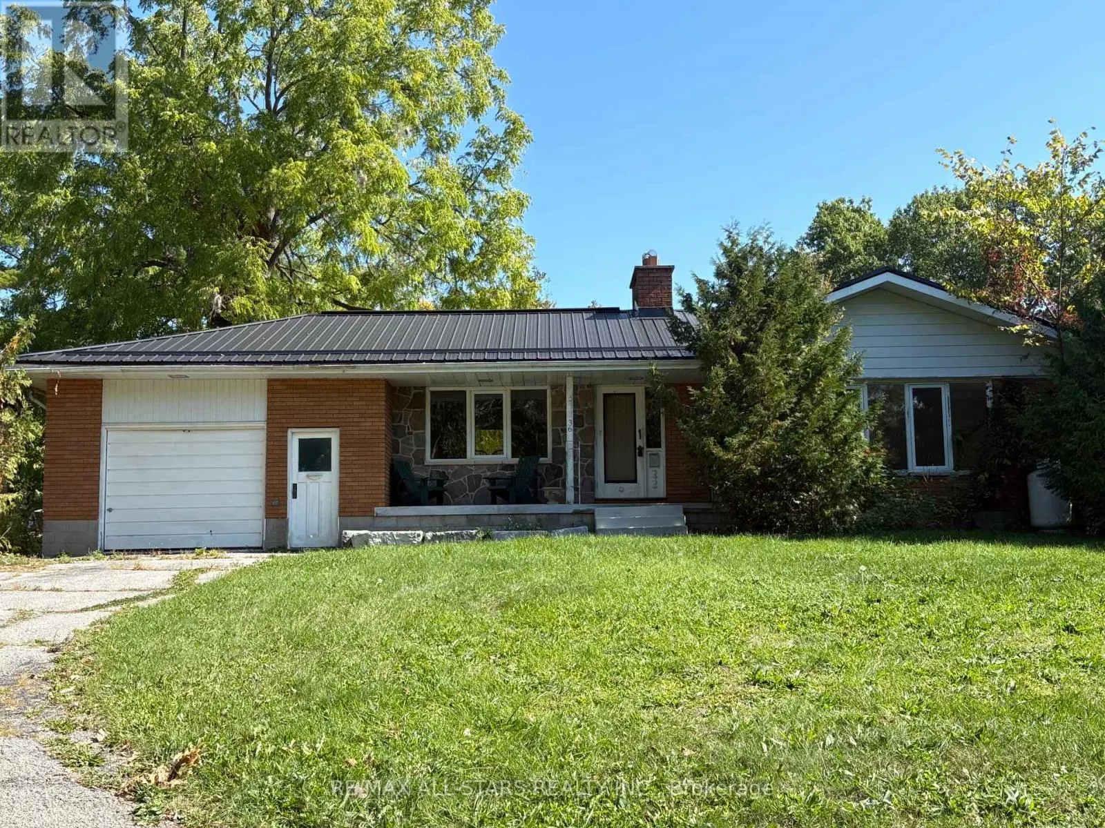 36 COVE ROAD