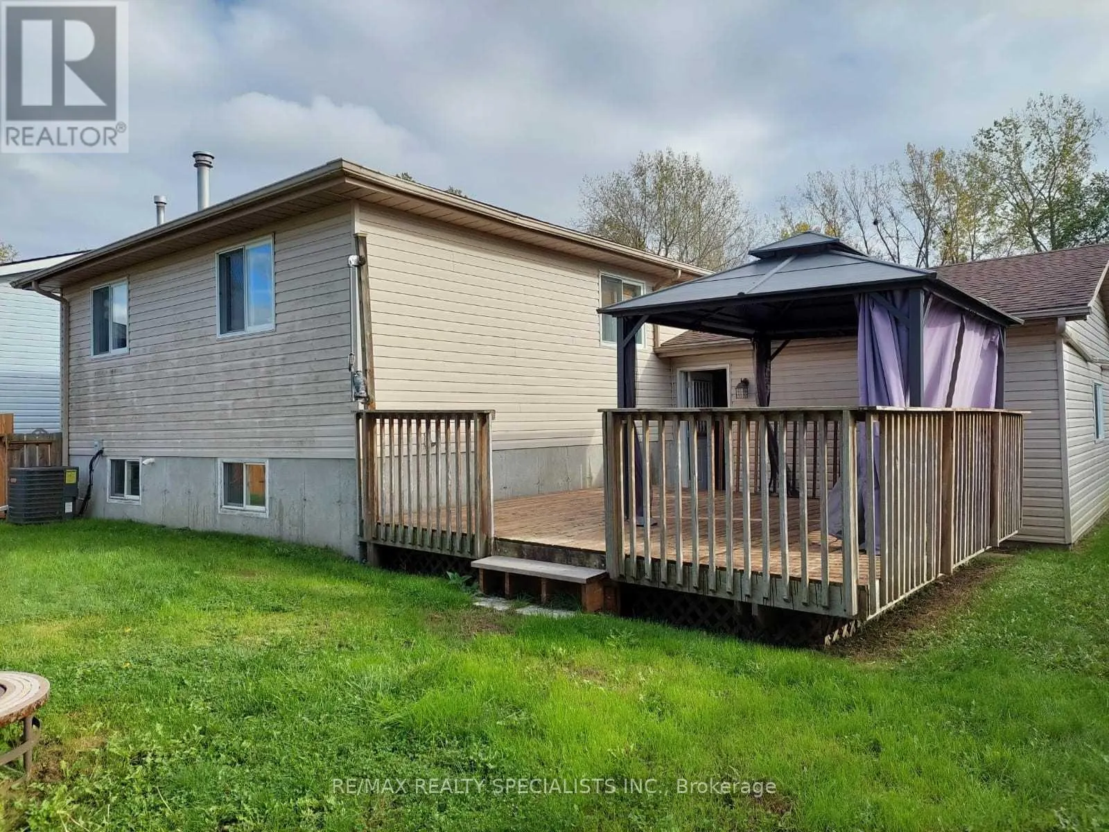 28 BRIARDALE BOULEVARD