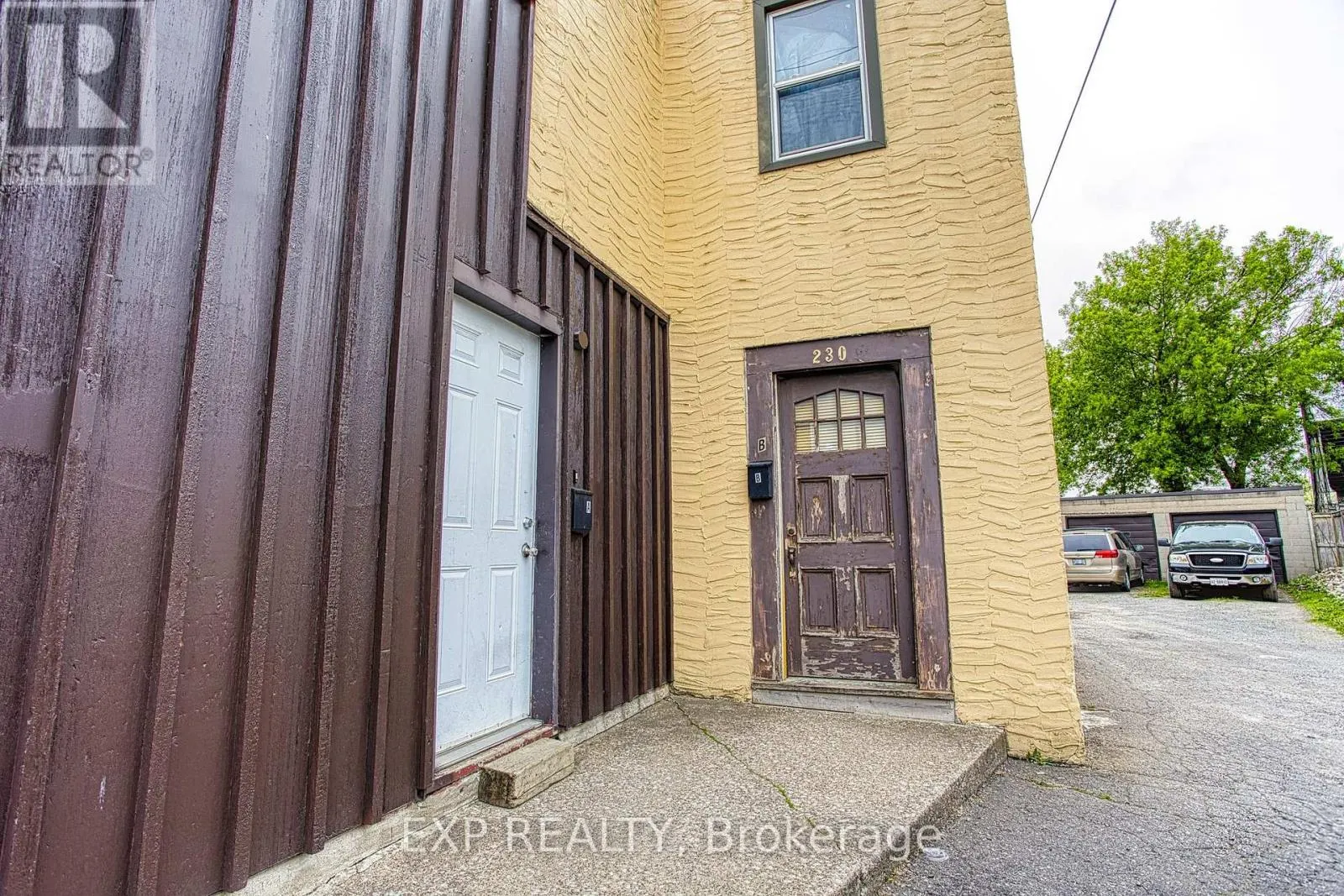 230 WELLAND AVENUE