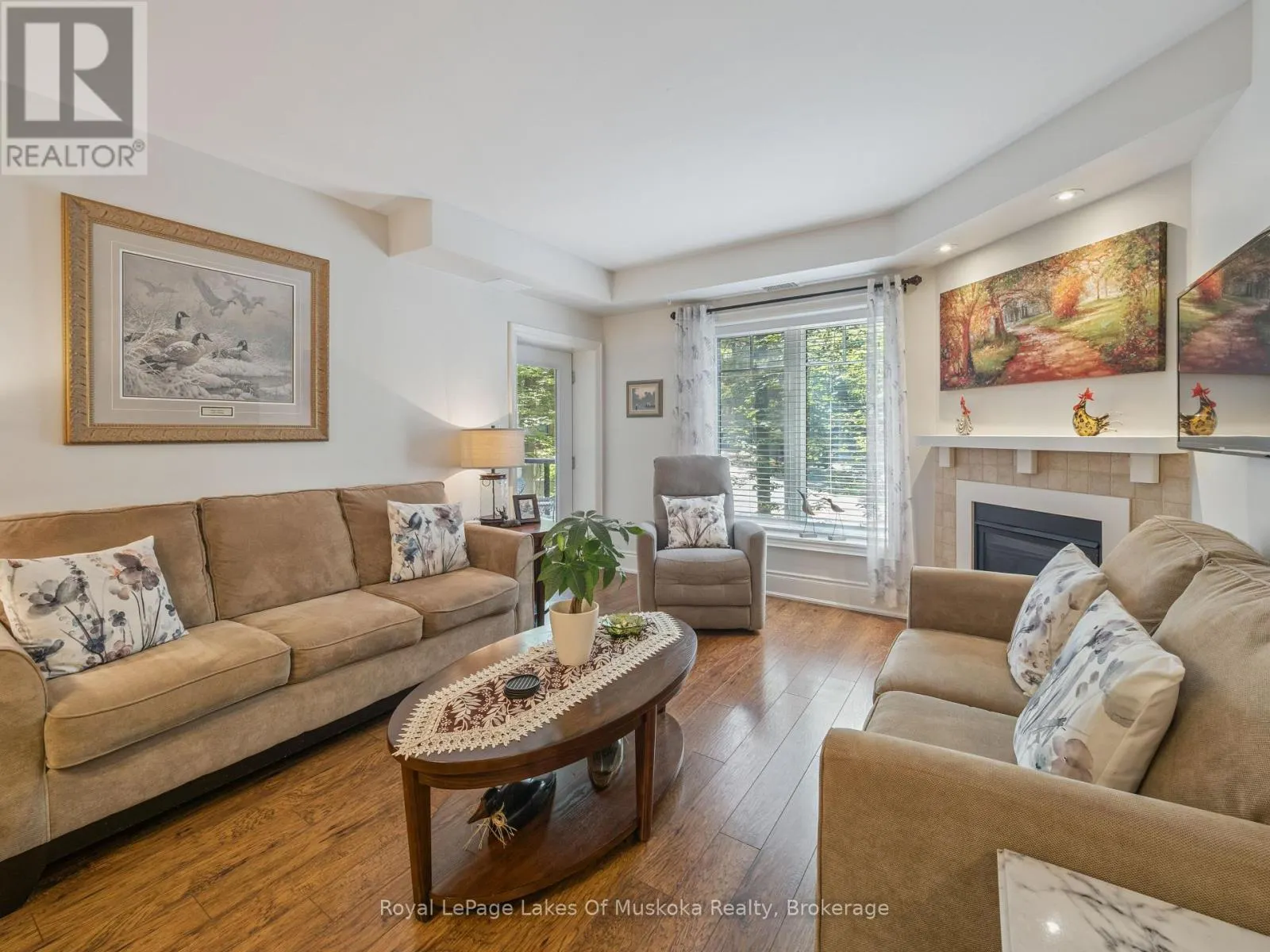 203 - 391B MANITOBA STREET, #203