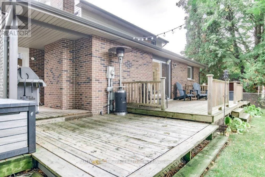 1295 HASTINGS DRIVE
