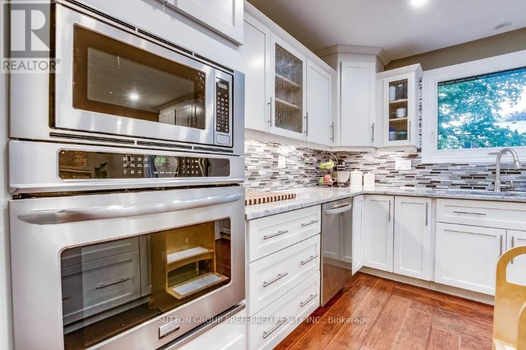 1295 HASTINGS DRIVE