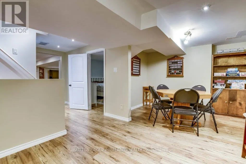 1295 HASTINGS DRIVE