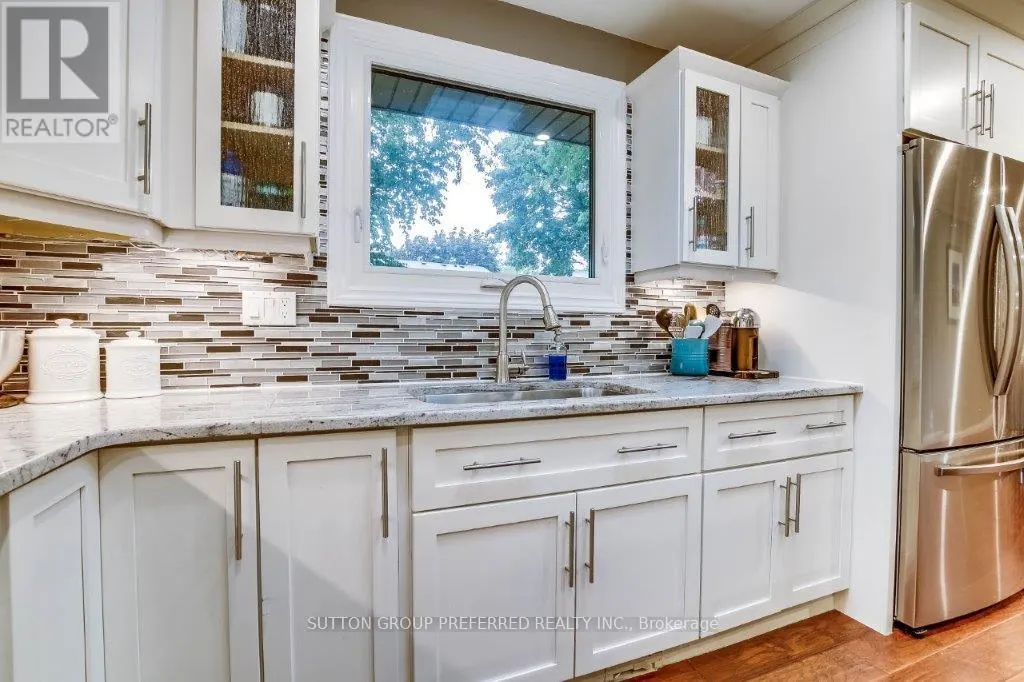 1295 HASTINGS DRIVE