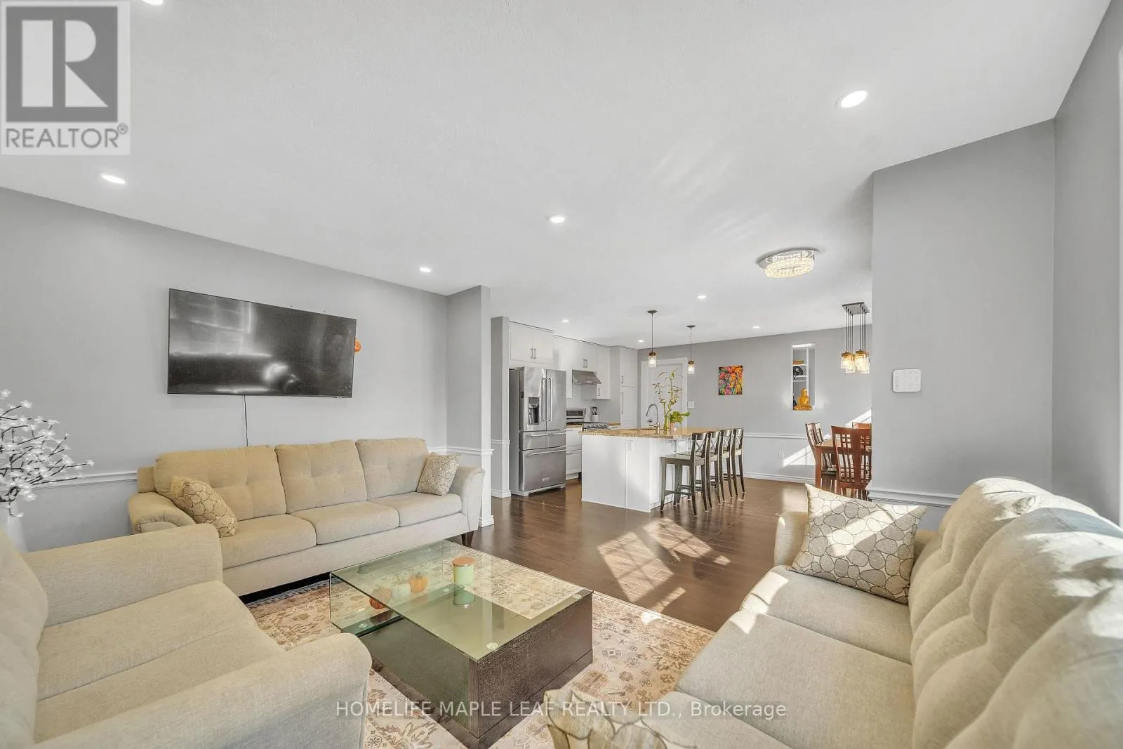 4 LISA COURT