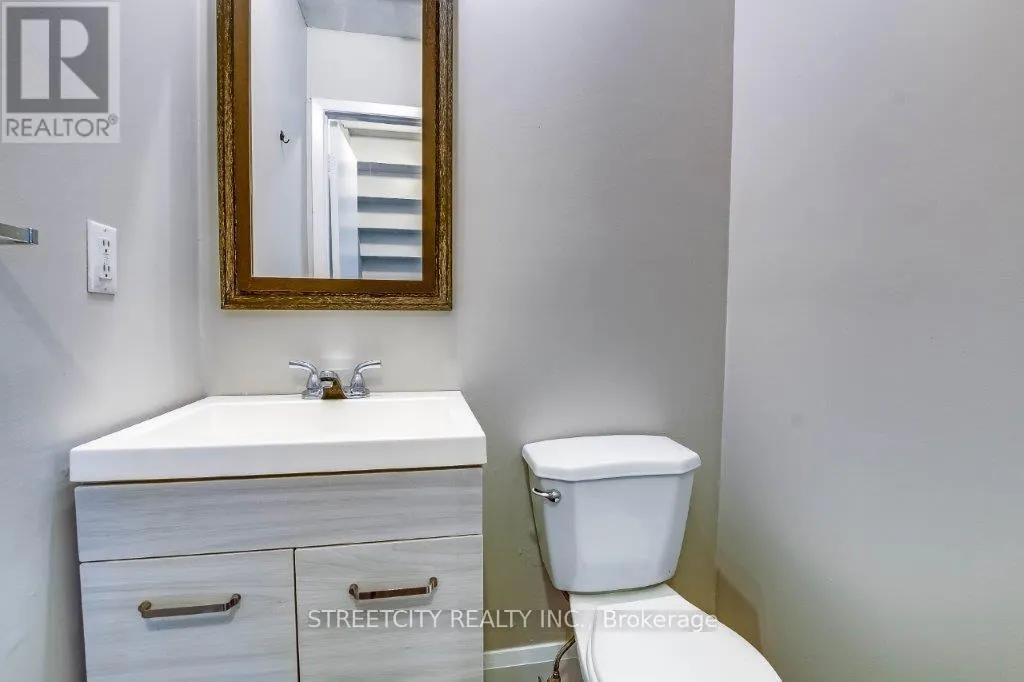 55 - 475 SANDRINGHAM CRESCENT, #55