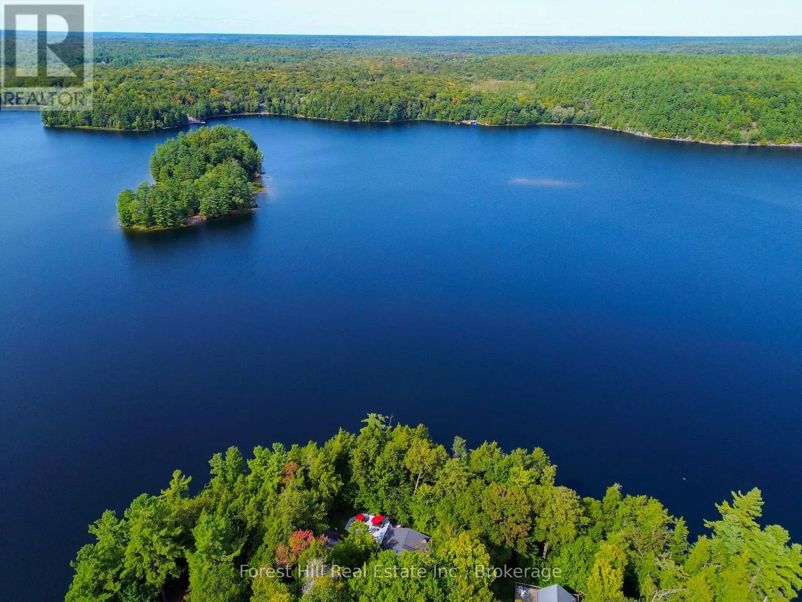 21 LAKEVIEW CRESCENT