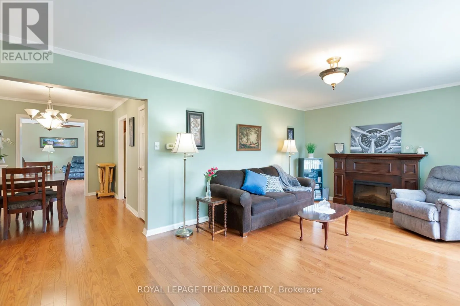 53 TREELAWN AVENUE