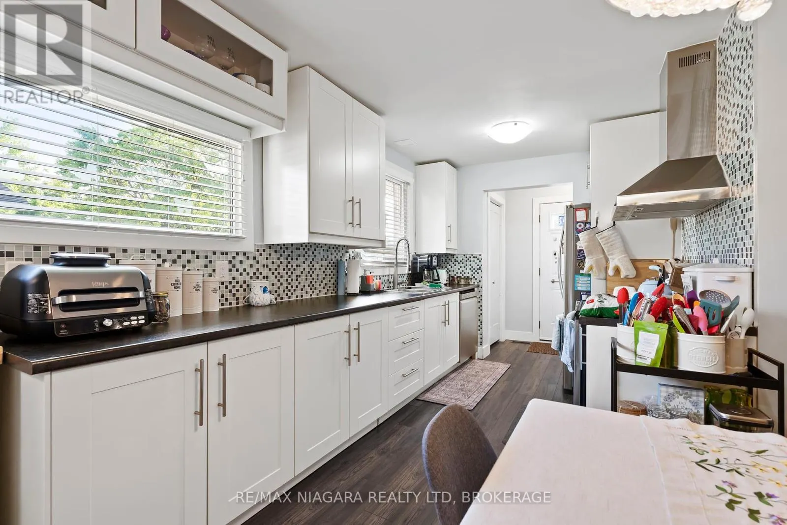 4982 EPSOM COURT