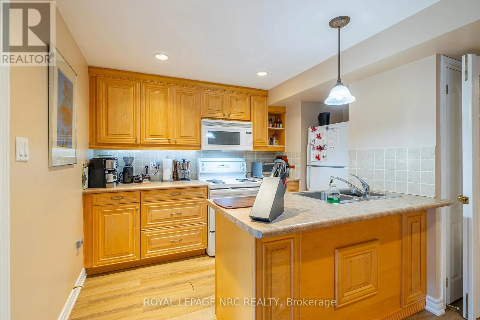 8072 ALPINE DRIVE