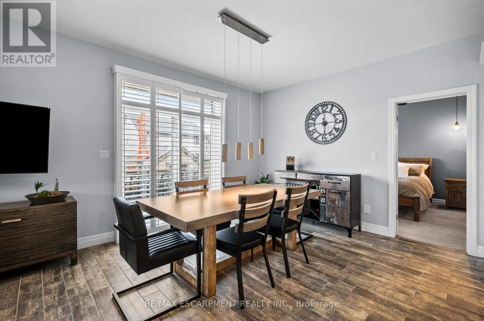 100 TAMARACK BOULEVARD
