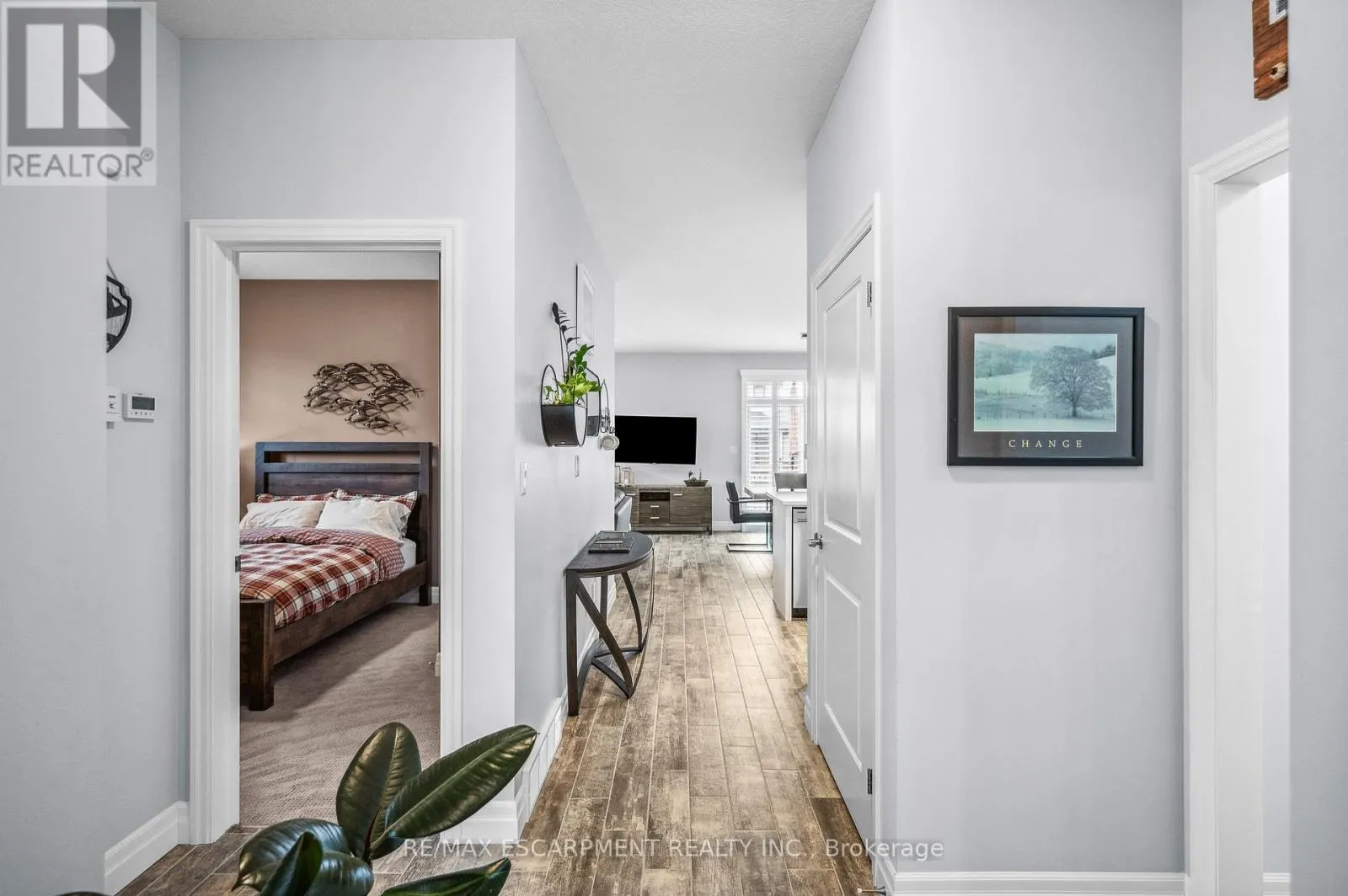 100 TAMARACK BOULEVARD