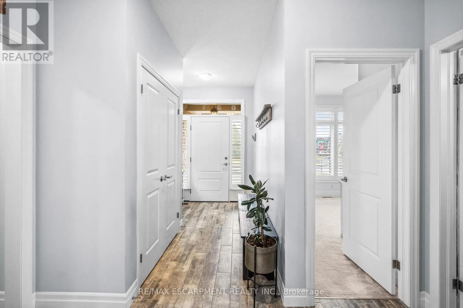 100 TAMARACK BOULEVARD