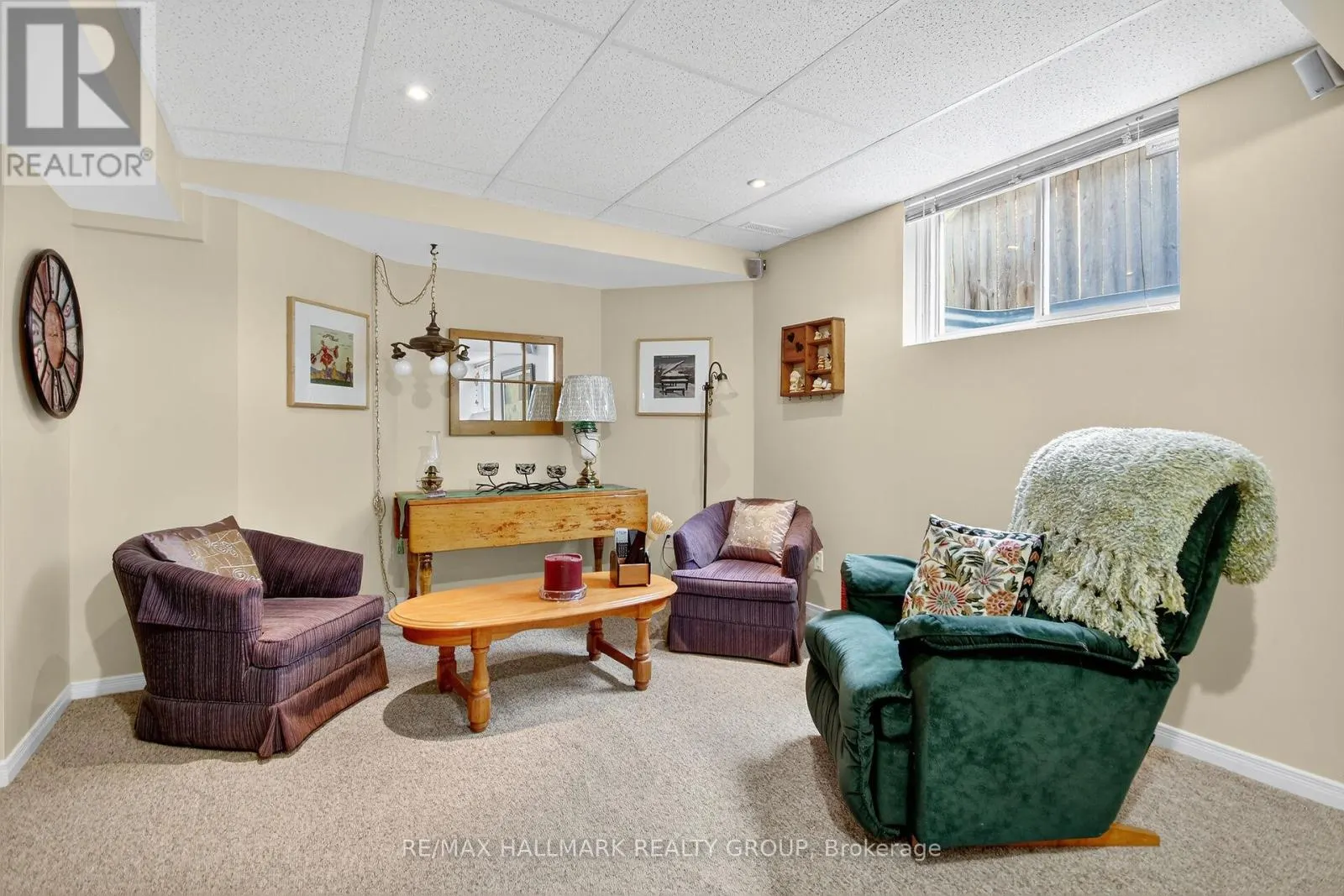 92 STONEMEADOW DRIVE