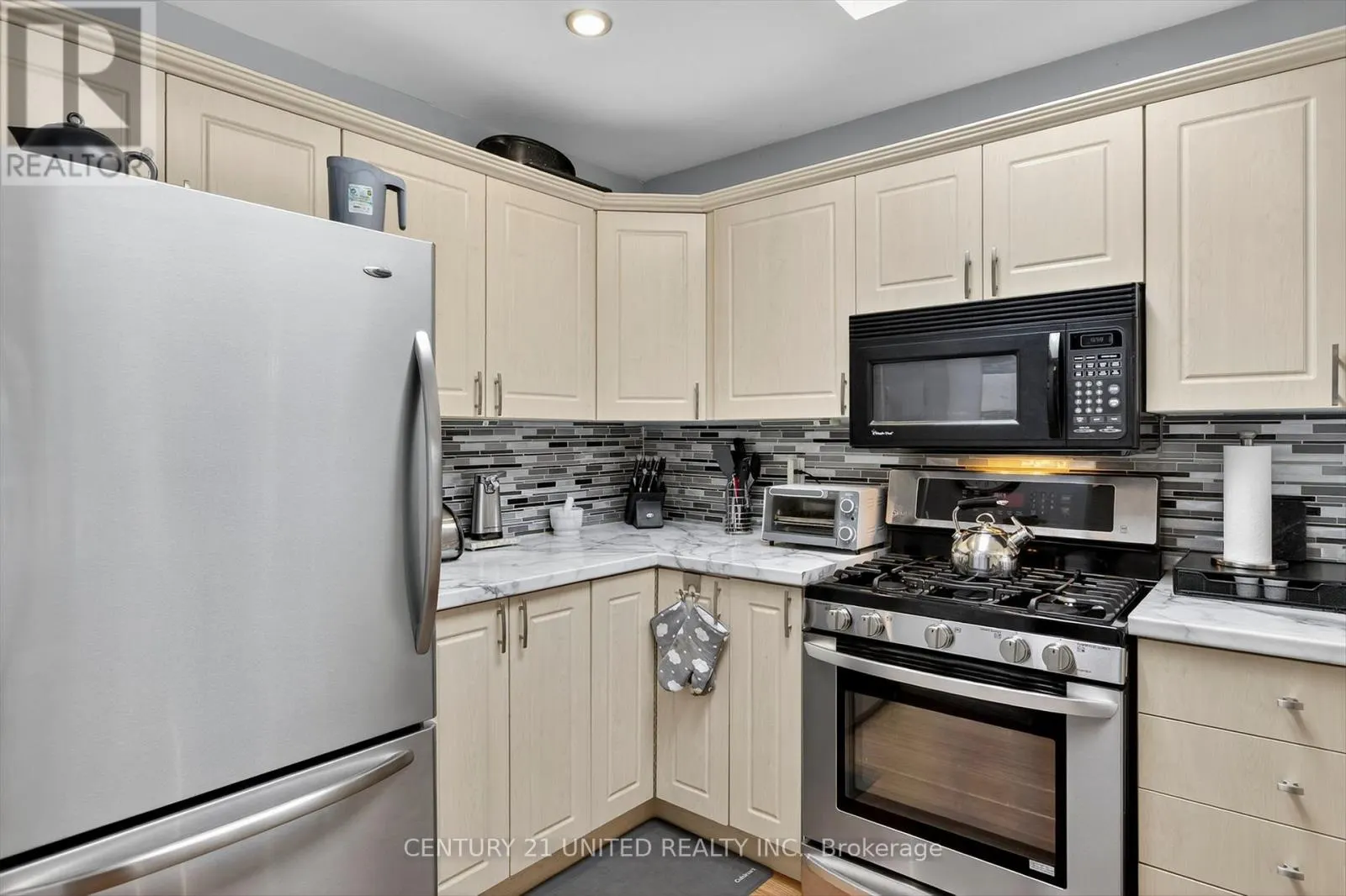 234 RUTTAN TERRACE