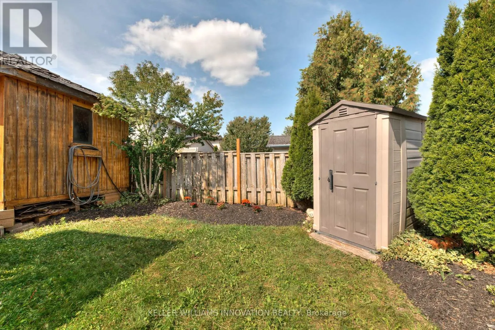 21 WHITTAKER CRESCENT
