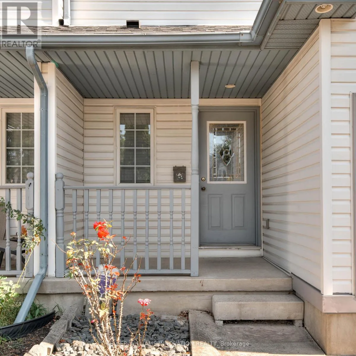 21 WHITTAKER CRESCENT