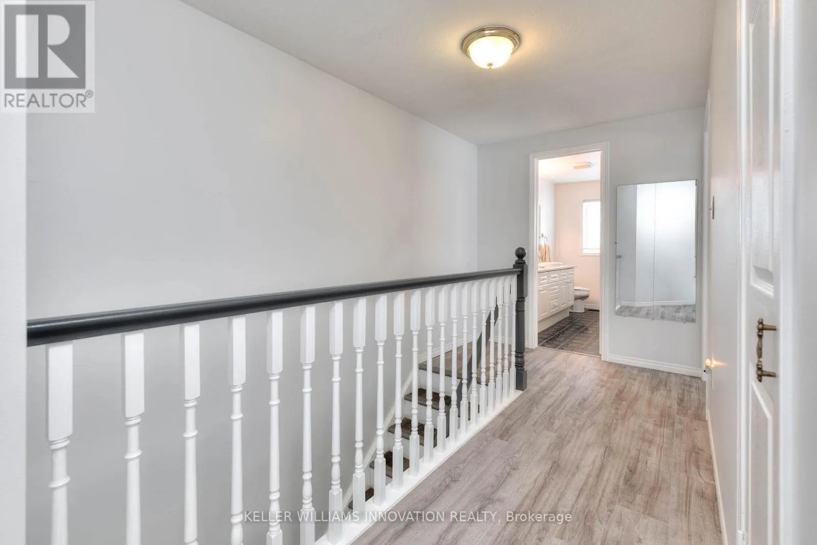 21 WHITTAKER CRESCENT