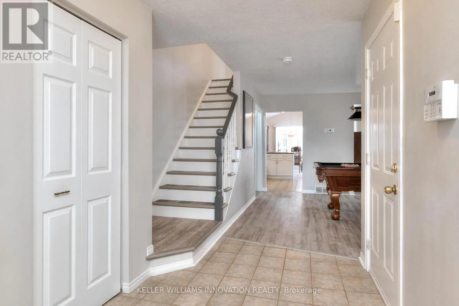 21 WHITTAKER CRESCENT