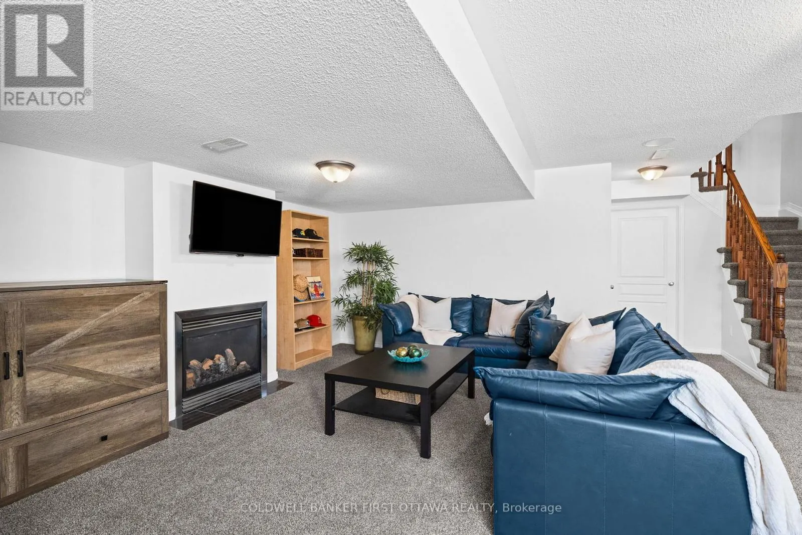638 PEPPERVILLE CRESCENT