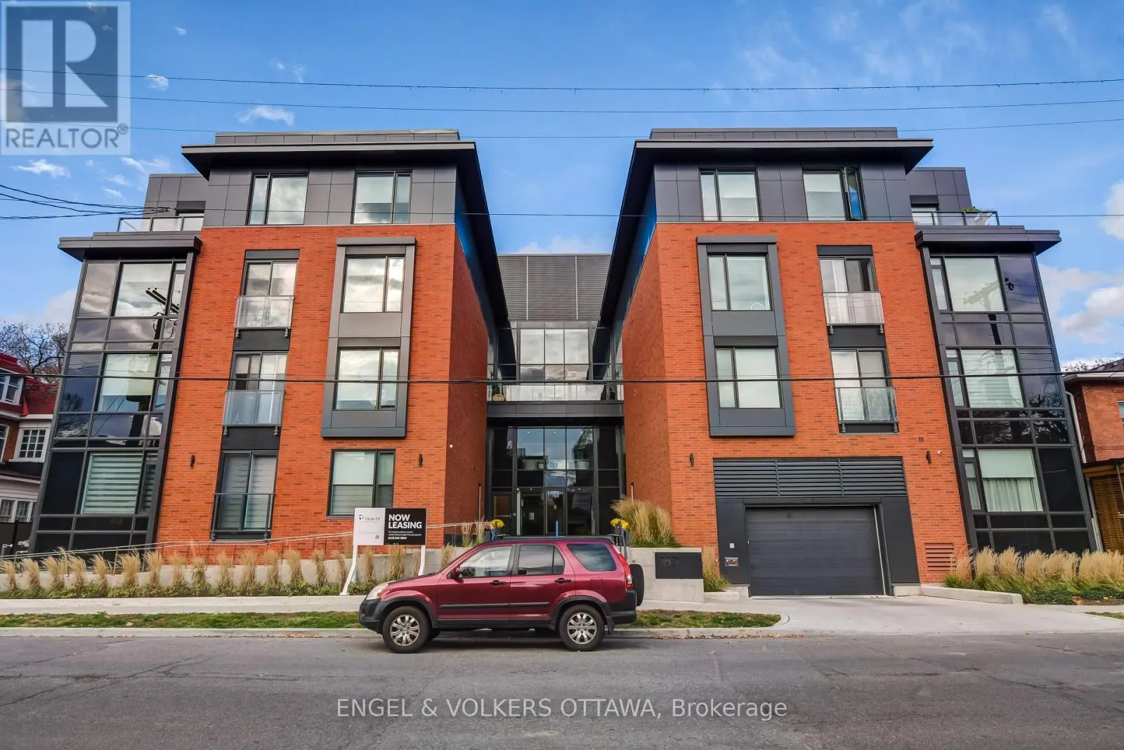 307 - 280 CRICHTON STREET